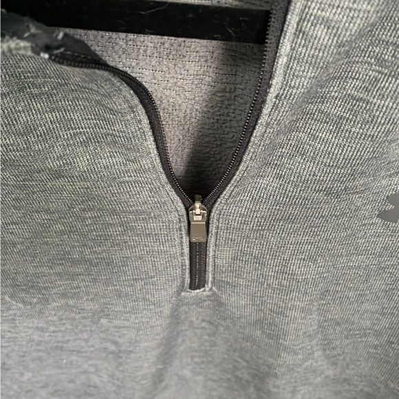 Mens Under Armour Coldgear Loose Zipped Vest Size large dark grey - Picture 8 of 8